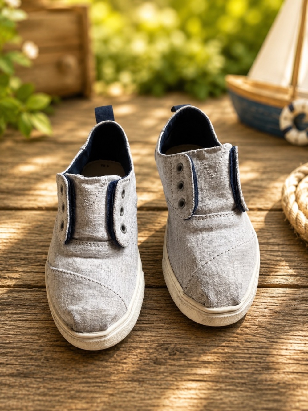 TOMS Canvas Slip-On Shoes | Toddler US 11 | Gray | Good Used Condition